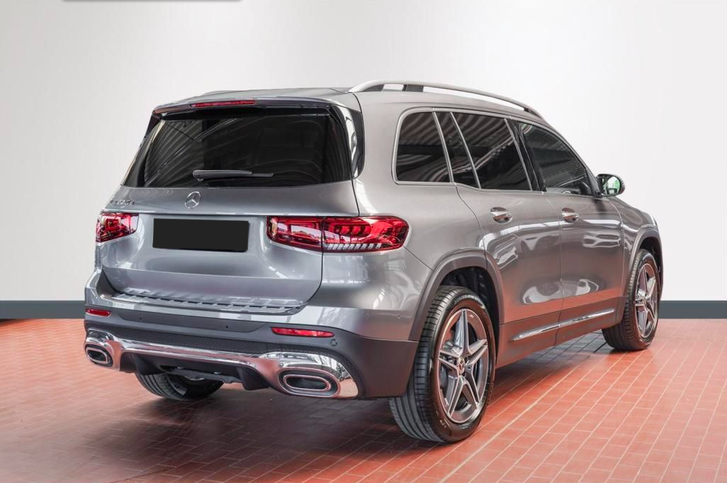 MERCEDES-BENZ GLB 220 d 8G-DCT AMG | nový model | všestranné SUV | předváděcí model | nafta 190 koní | skvělá výbava | AMG paket | nákup online | ihned k předání | super cena | autoibuy.com